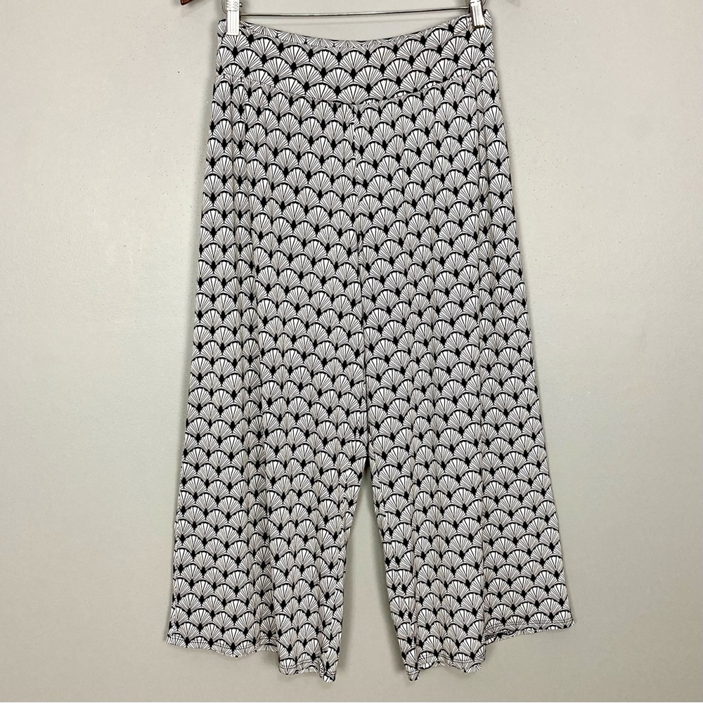Clara Sun Woo Wide Leg Crop Pants Women’s Size 1X Pull On Scallop Print Palazzo